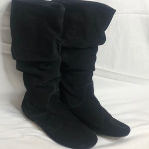 Steve Madden “Tatianna” Slouchy Suede Boots